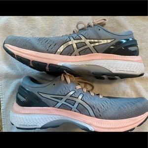 ASICS Gel-Kayano 27